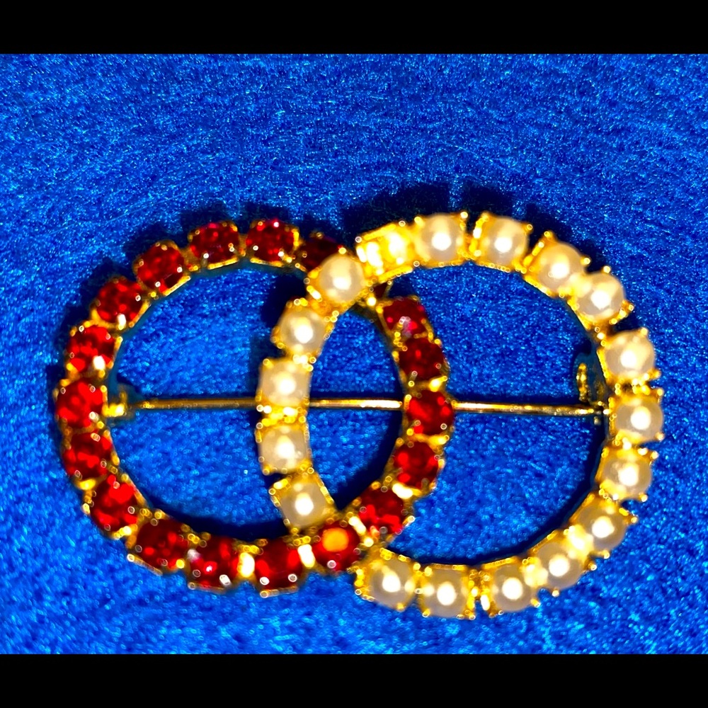 Vintage Brooch, Red Rhinestones and Pearl Circles
